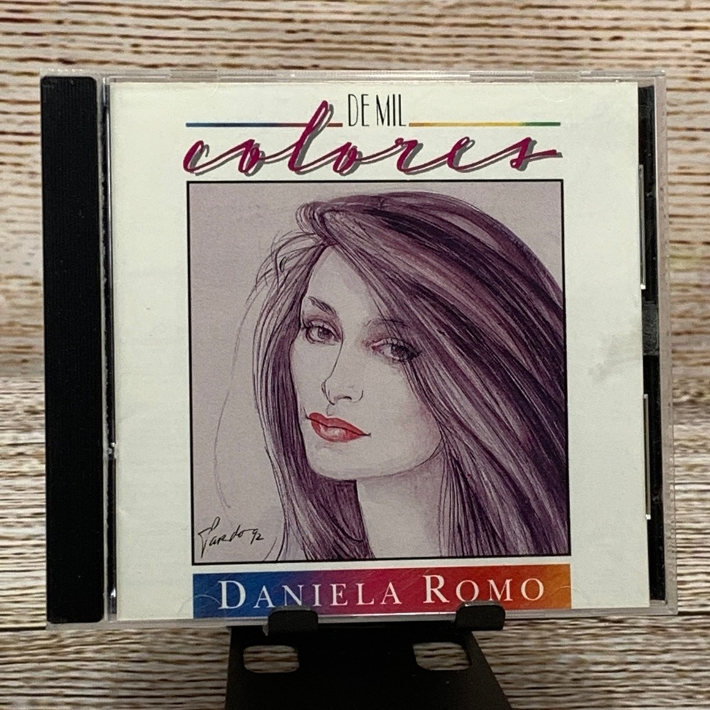 Daniela Romo‎ – De Mil Colores [1992 CD] Capitol EMI Latin Pop International